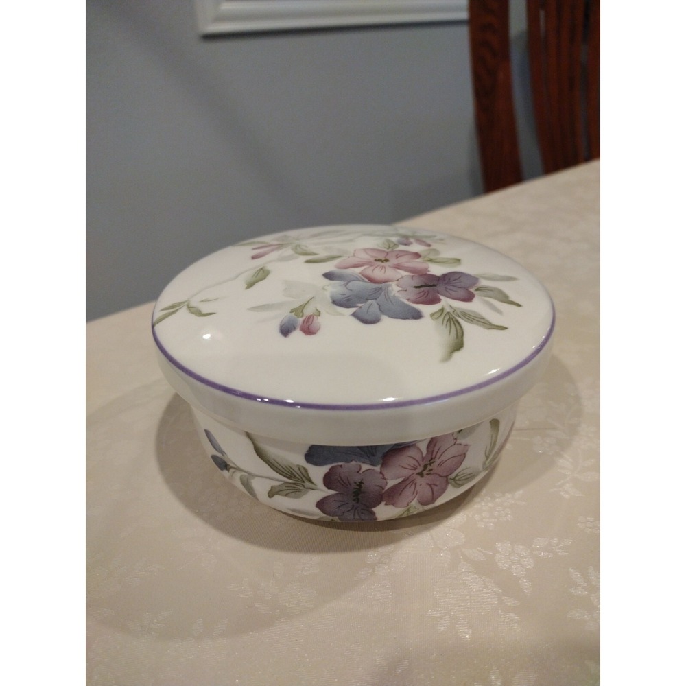 Vintage Hankook Purple Pansy Candy Nut Ring Trinket Dish Lidded